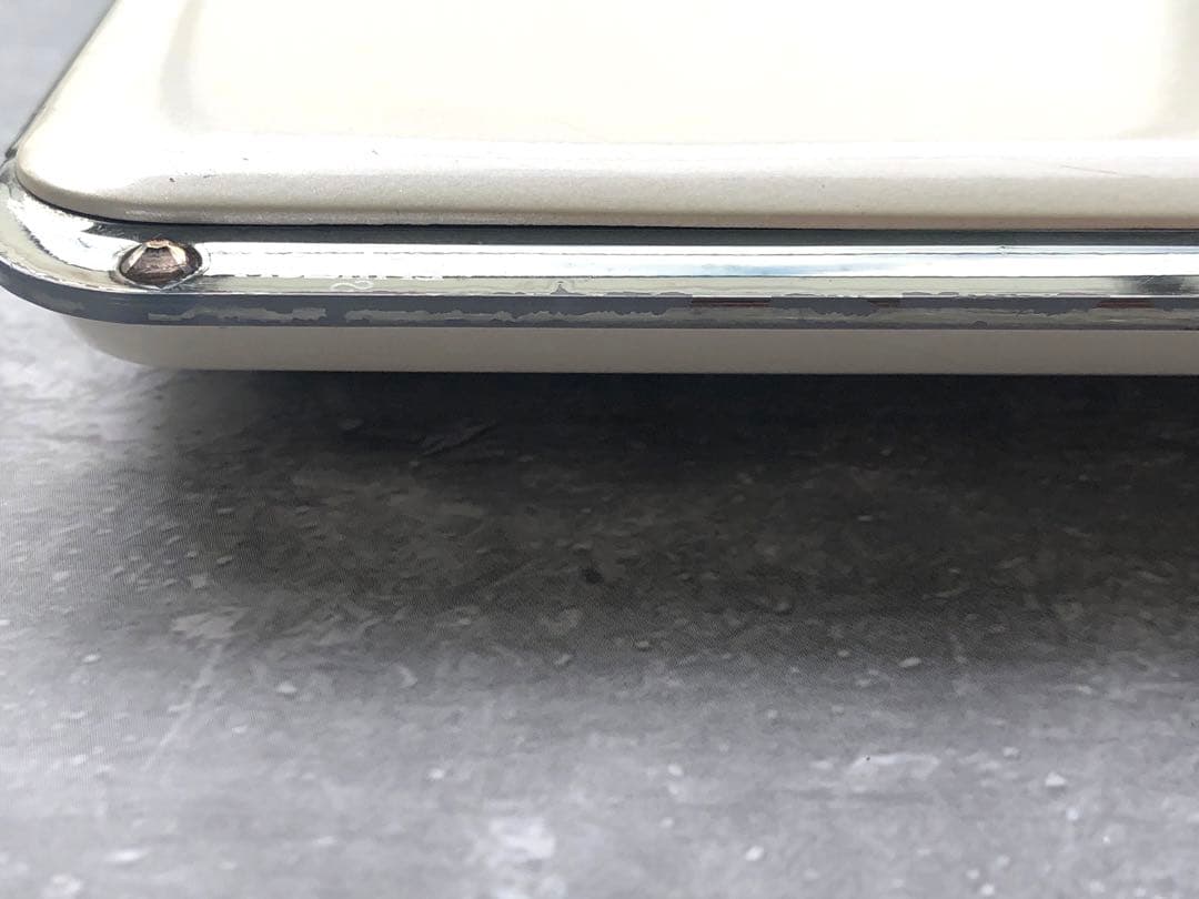 FUJITSU LIFEBOOK CH55　FMVC55JW