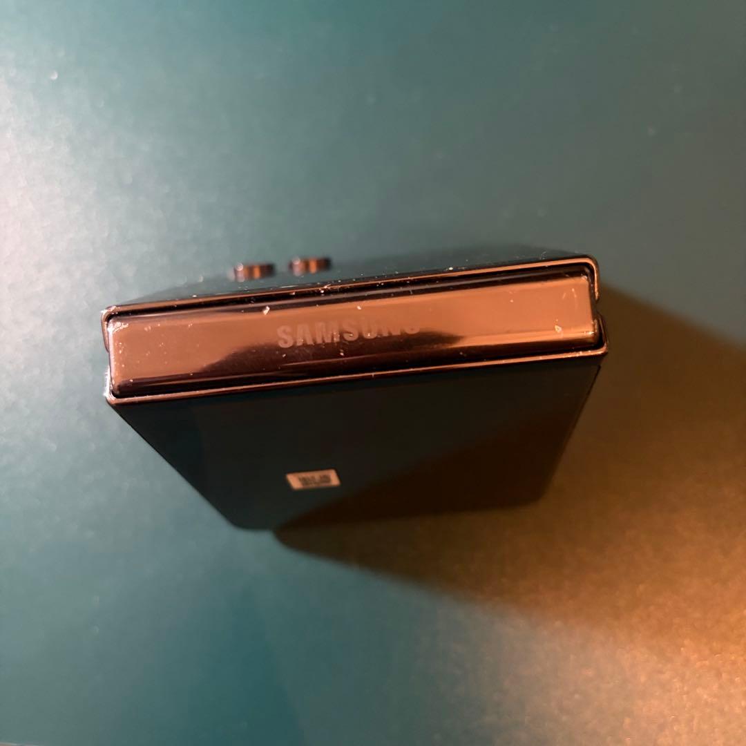 美品 GALAXY z flip 5 au 国内版 SCG23 おサイフケータイ