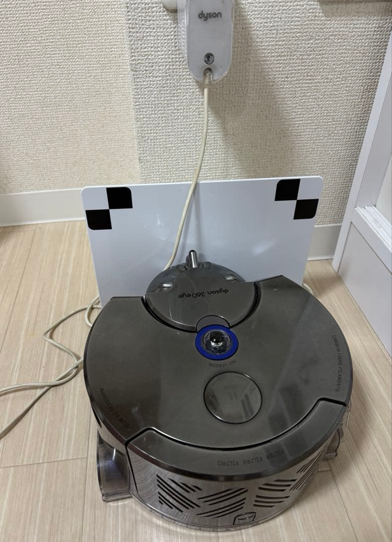 【匿名配送】 ジャンク品　dyson 360 eye ロボット掃除機 本体