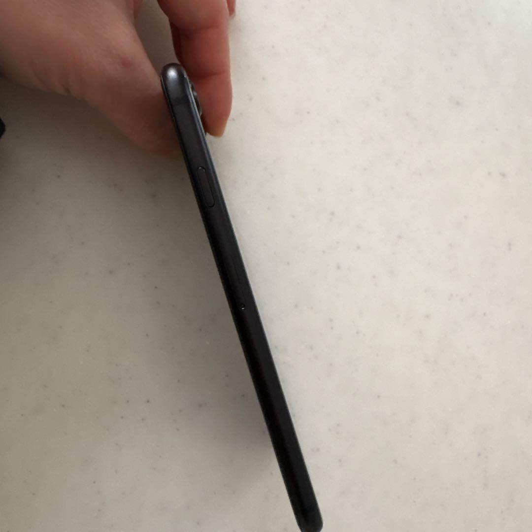 iphone se2 128gb 箱無し