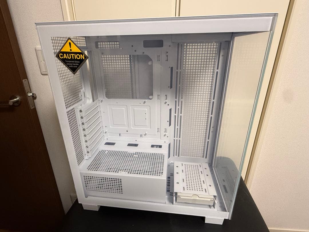 【ケースファン無し・未使用品】玄人志向　KRC-AT01W ホワイト