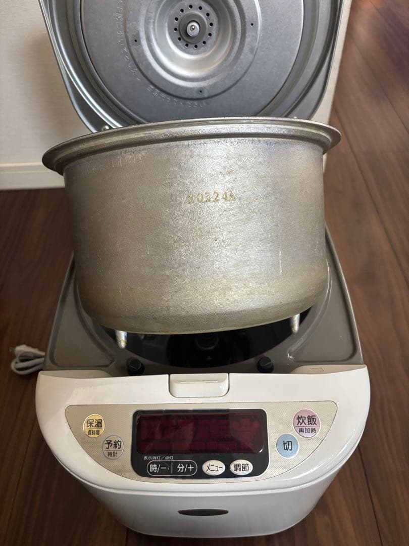 Rinnaiリンナイ LPガス用 αかまど炊き 1升 3Mガスホース付
