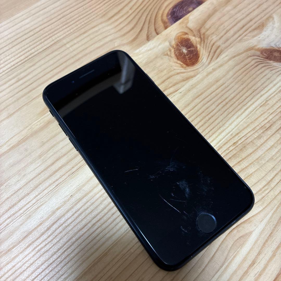 み*様 iPhone SE 第三世代　64GB SIMフリー　バッテリー100%