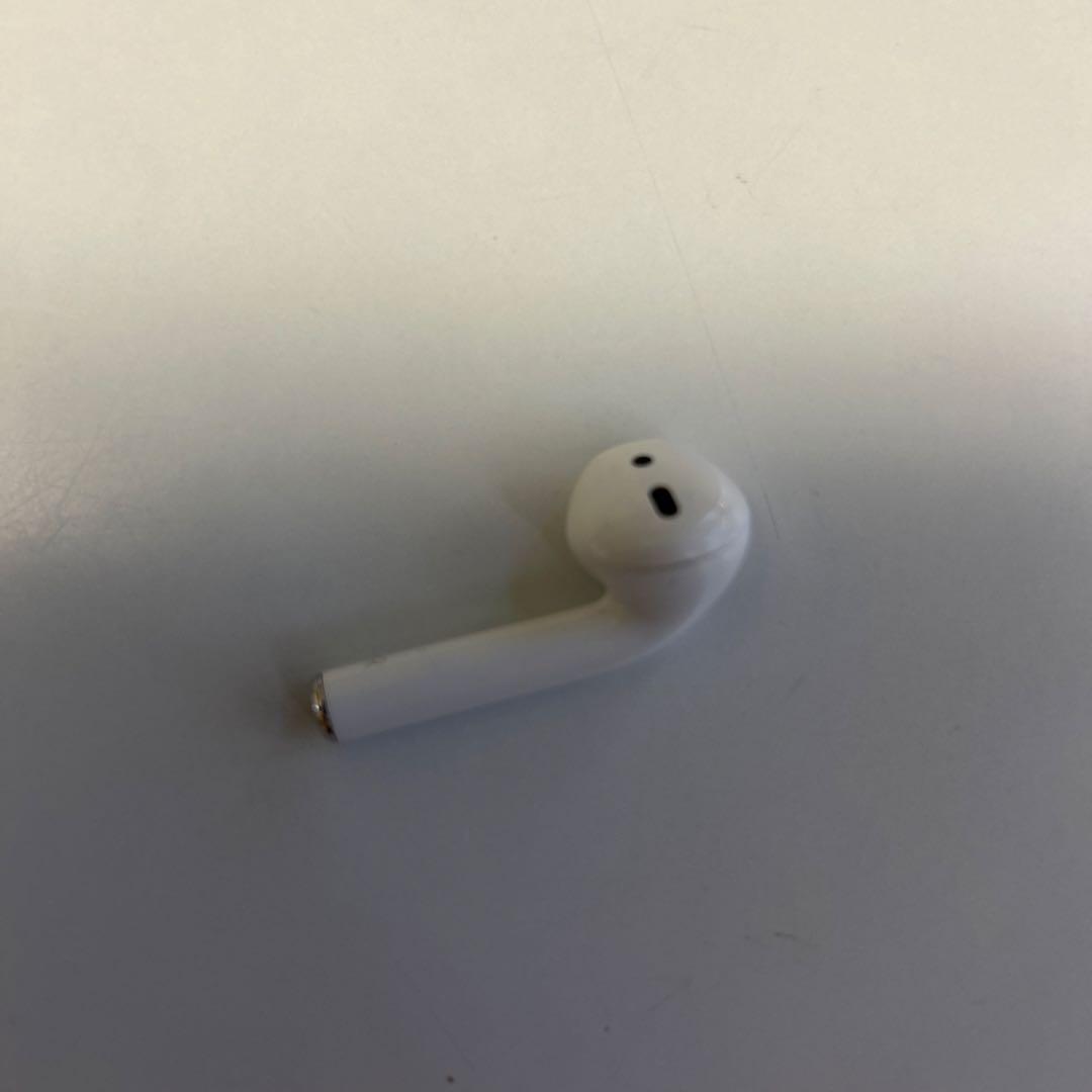 [美品]Apple Airpods 第一世代　国内純正品MMEF2J/A