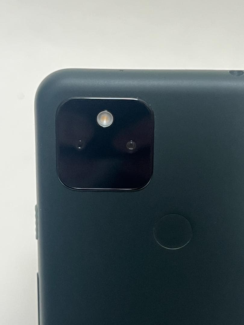 美品GooglePixel 5a 5G 128GB（端末保証交換品） オマケ付き