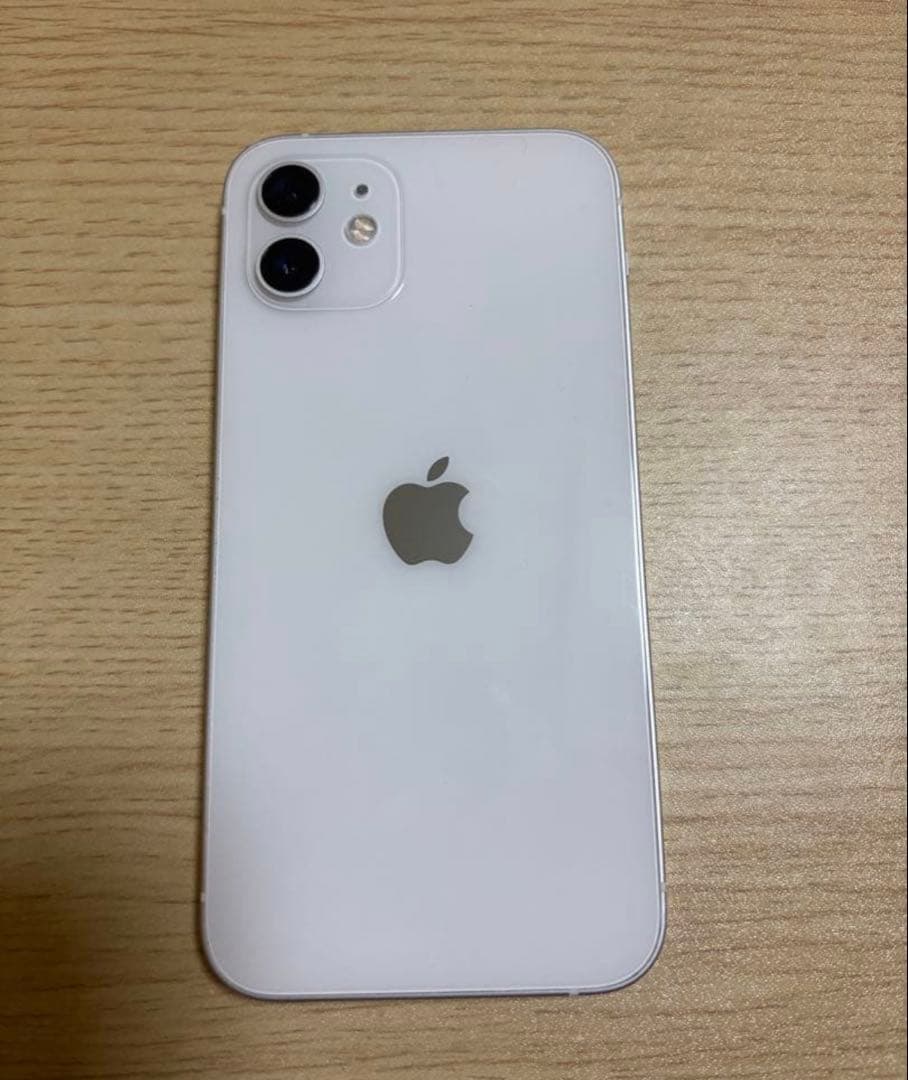 Apple iPhone 12ホワイト