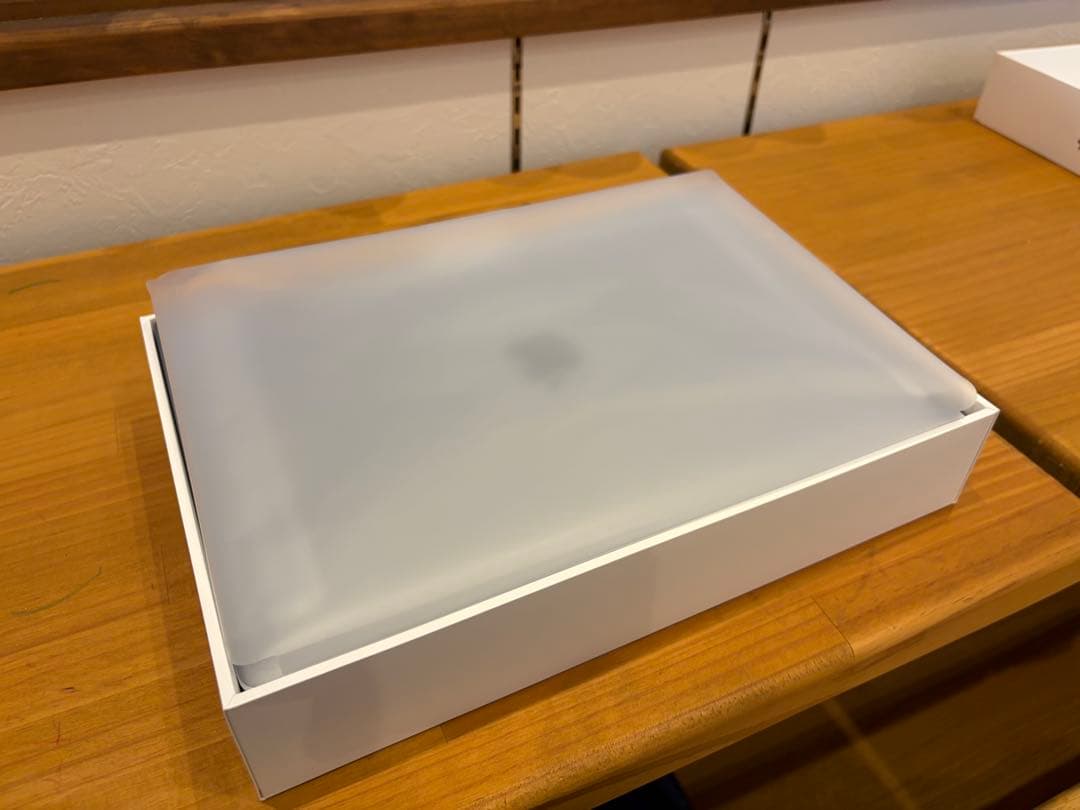 【美品】MacBook Air 13.3インチ A1932