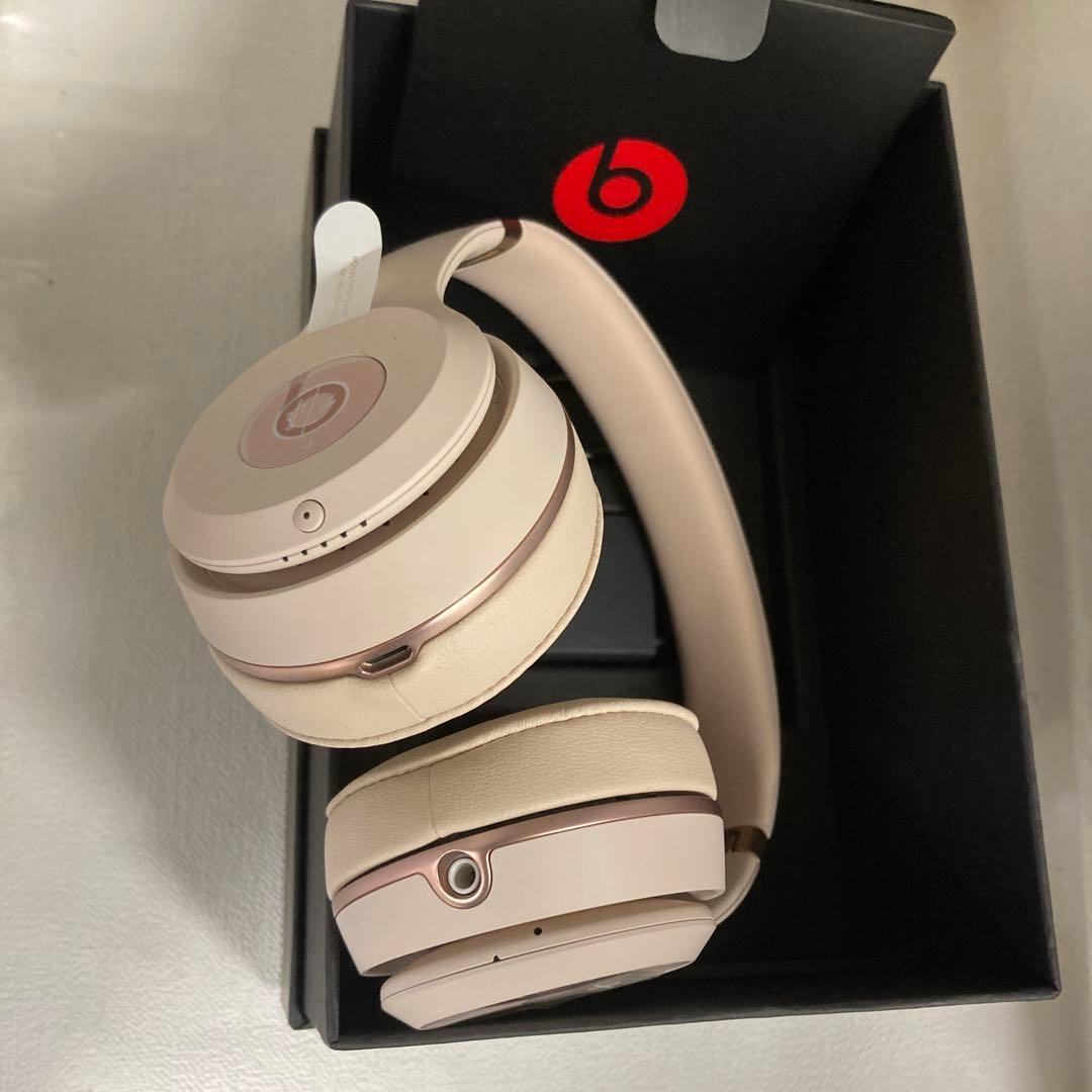 10)未使用Beats solo3 wireless マットゴールド