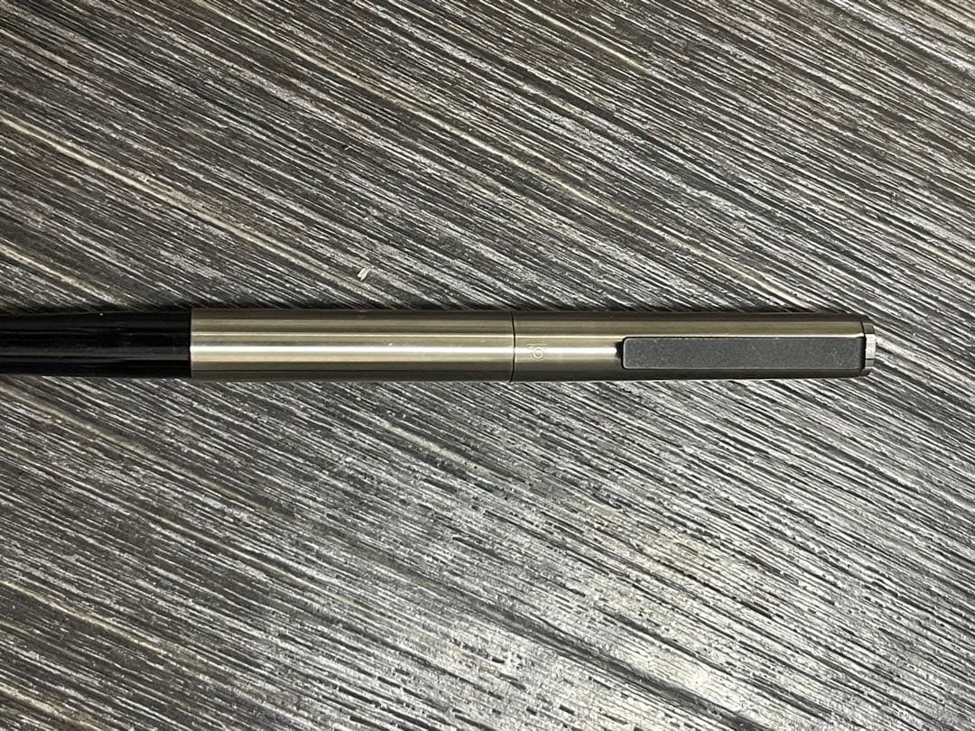 Pilot 14k-WG万年筆 黒とシルバー
