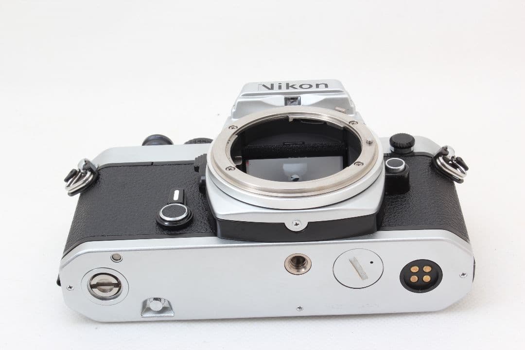 良品 Nikon FE シルバー ボディ 完動品