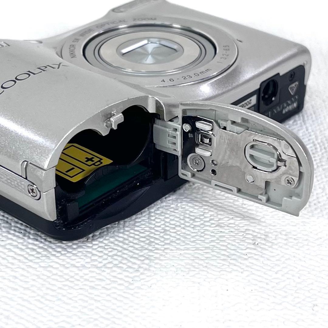 スマホ転送OK 動作OK Nikon coolpix L30 単三電池