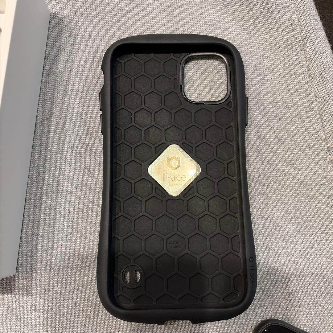 Apple iPhone 11 ブラック 本体　64GB SIMフリー