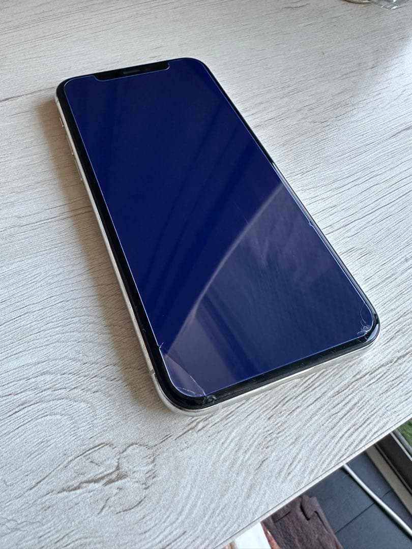 Apple iPhone 11pro ホワイト 本体