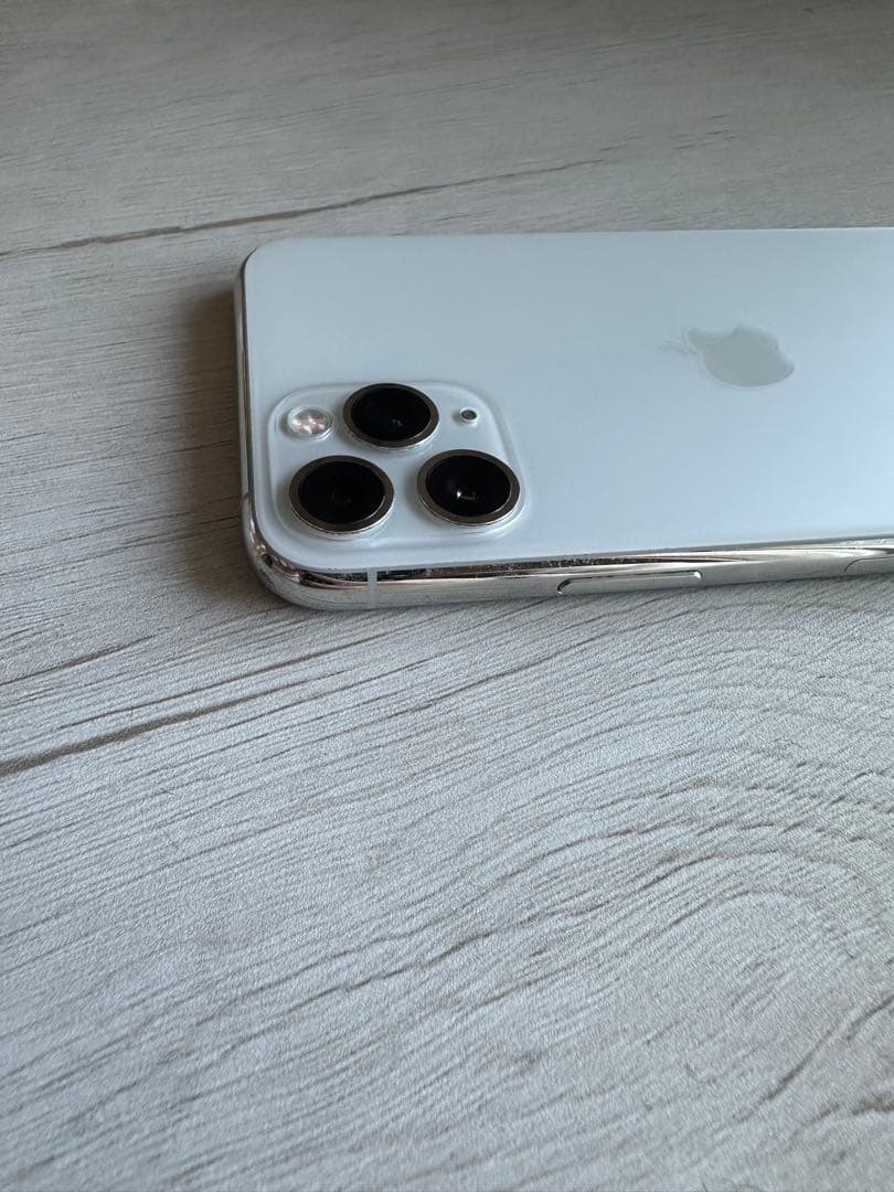 Apple iPhone 11pro ホワイト 本体