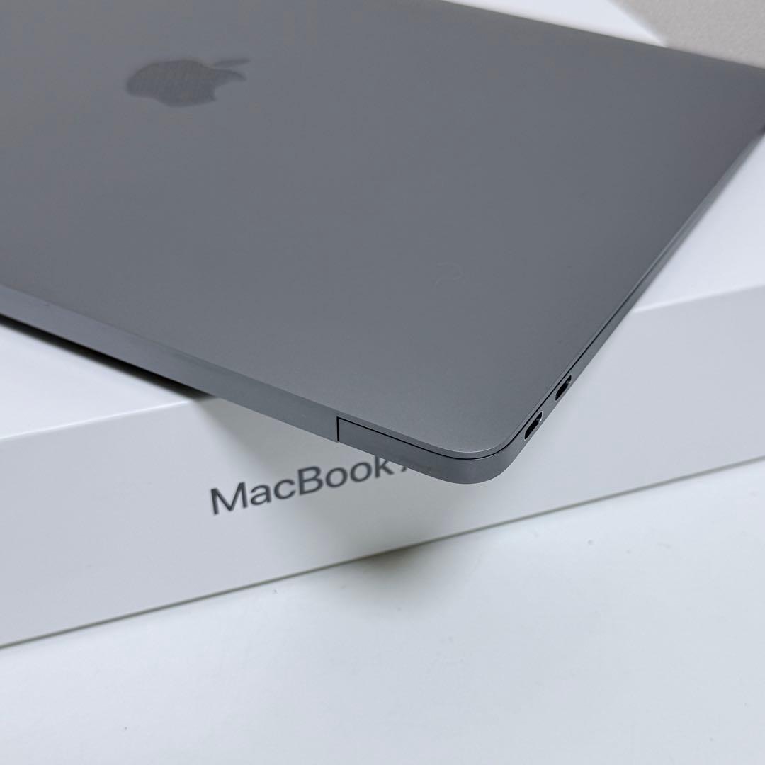 MacBook Air i5 13インチ　16GB 256GB 2020