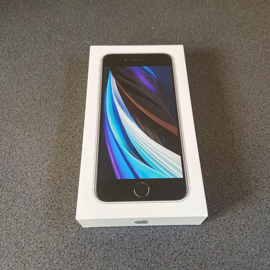 ジャンク品　SIMフリー　iPhoneSE第２世代　64GB