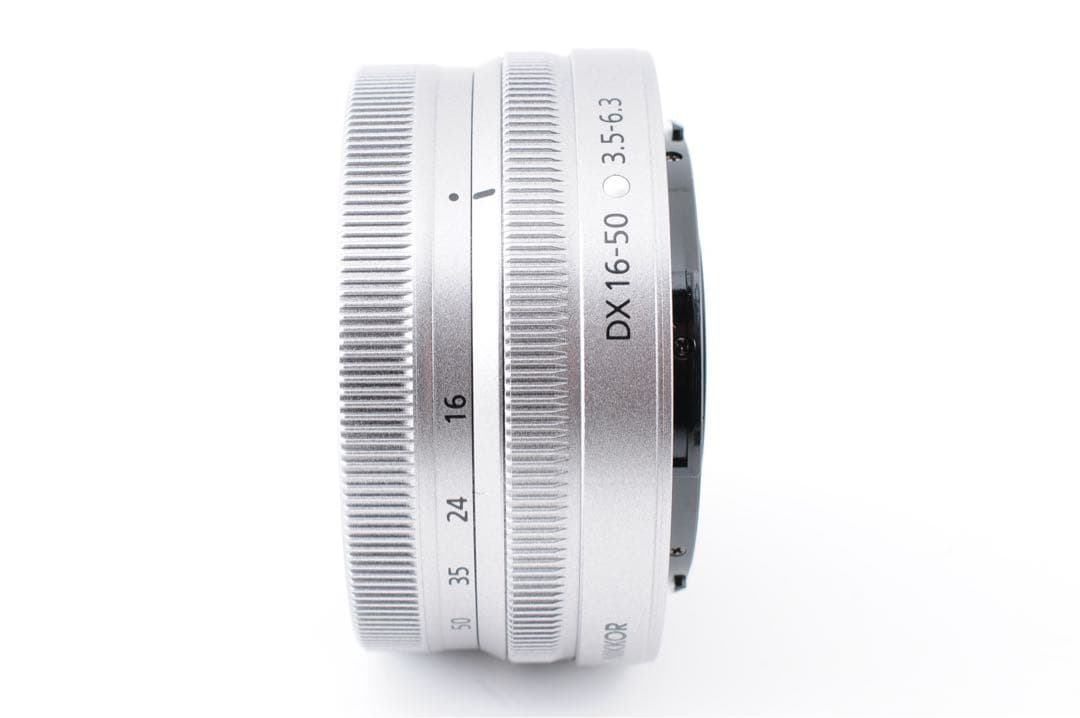 ほぼ新品【SC:1,345回】 Nikon Z fc シルバー 16-50mm
