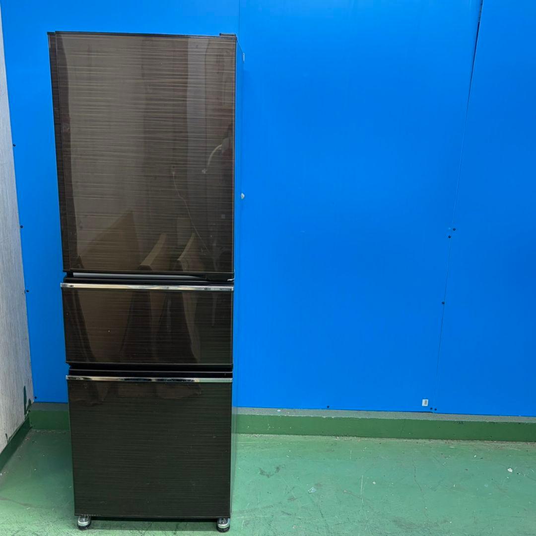 879 大型冷蔵庫 木目調 200L〜300L 自動製氷機付 極美品 保証込