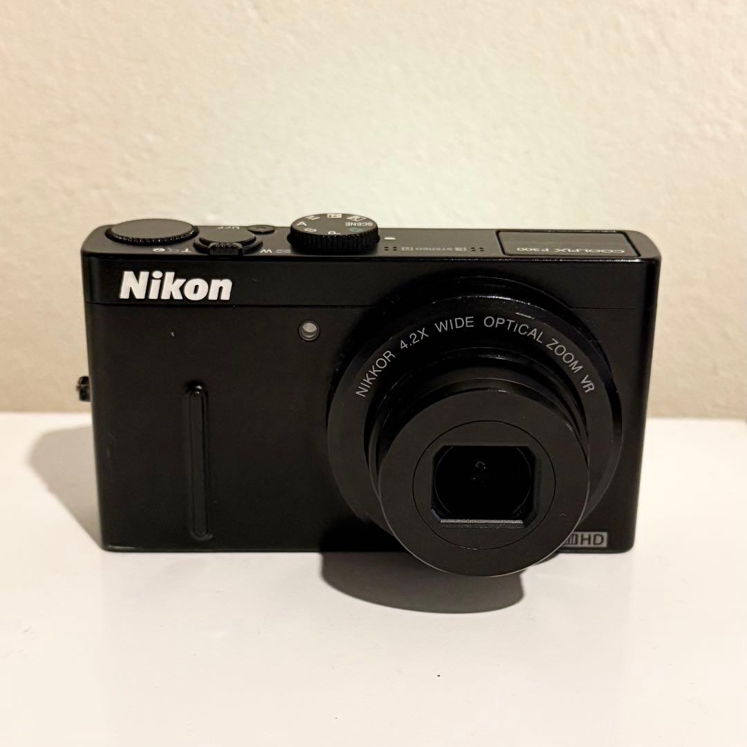 Nikon Coolpix P300 ブラック