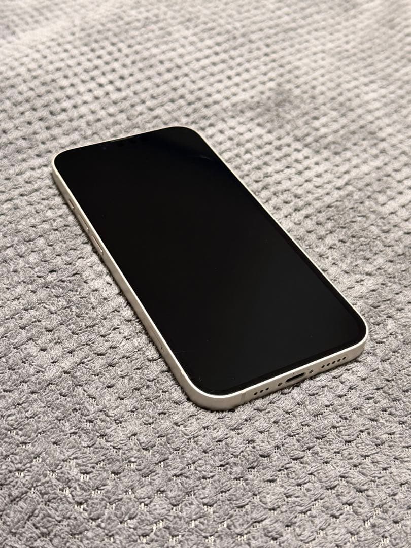 iPhone 13　256GB