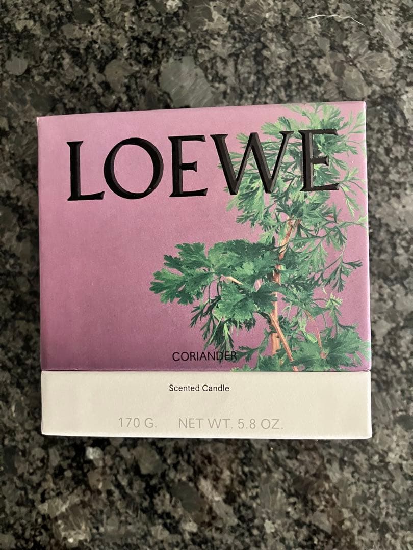 LOEWE アロマキャンドル ボックス入り