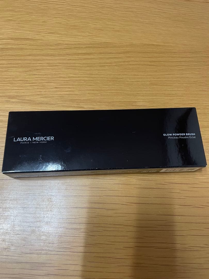 ローラメルシエ LAURAMERCIER グロウパウダーブラシ　#114