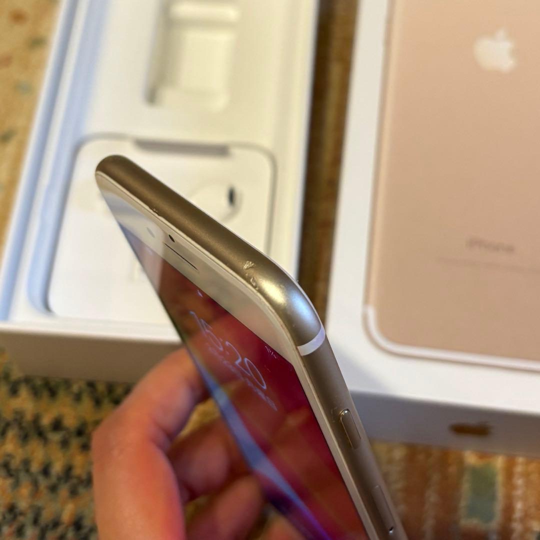 Apple iPhone 7 ゴールド 本体
