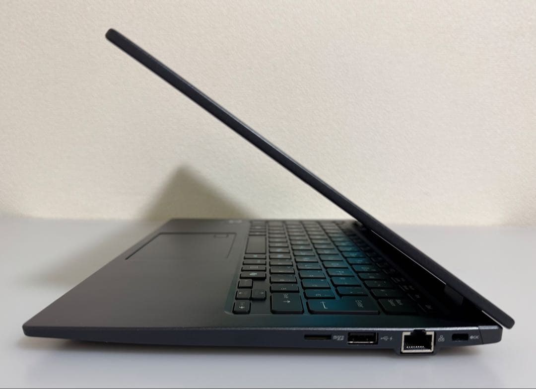 東芝 G83/LY 16GB Office 顔/指紋 2024年モデル