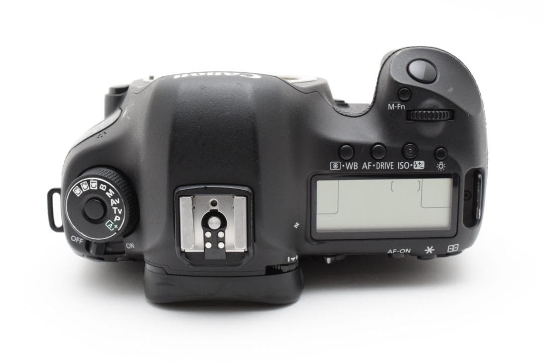 キャノン　Canon EOS 5D MarkIII　《ショット数16934回 》