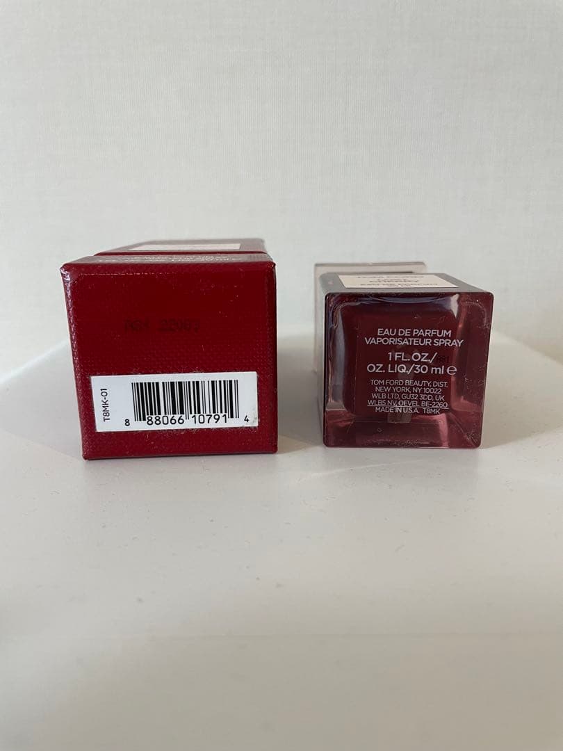 TOM FORD LOST CHERRY 30mL ショッパー付き