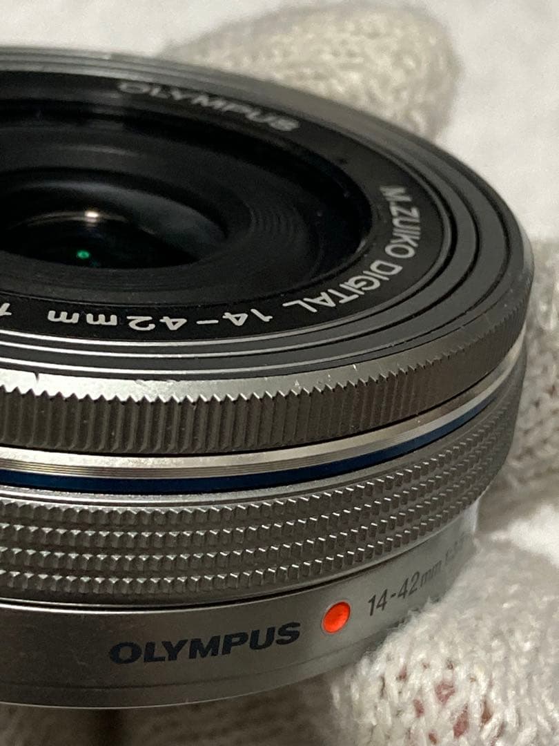 OLYMPUS E-PL6 ミラーレス一眼＋交換レンズ等セット（ジャンク扱い）