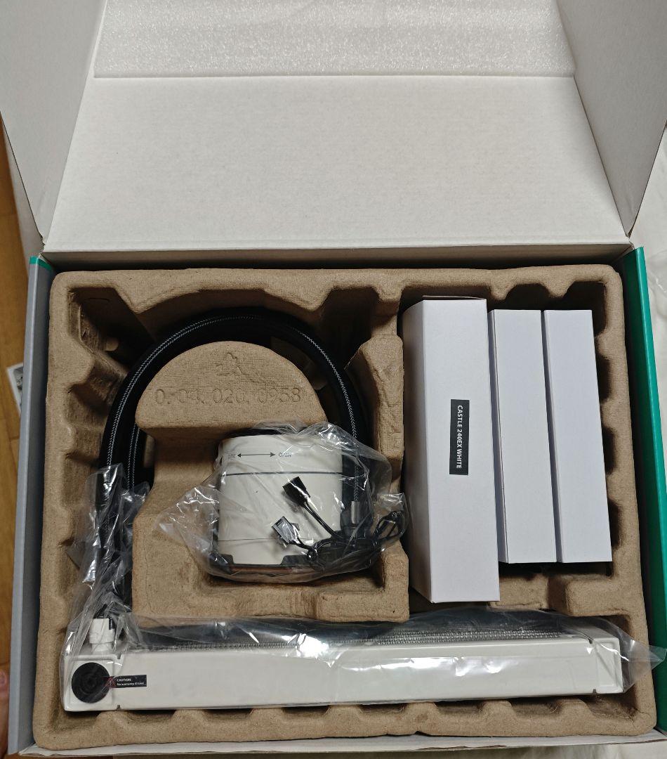 DeepCool CASTLE 240 EX WHITEとファンのセット