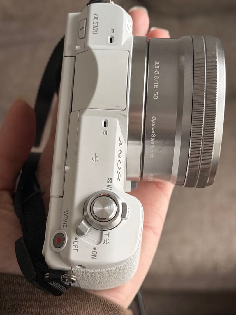 Sony α5100 ホワイトカメラとレンズセット