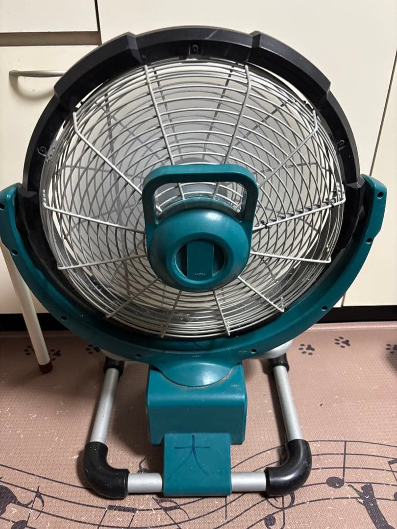 Makita スタンド式扇風機 18V