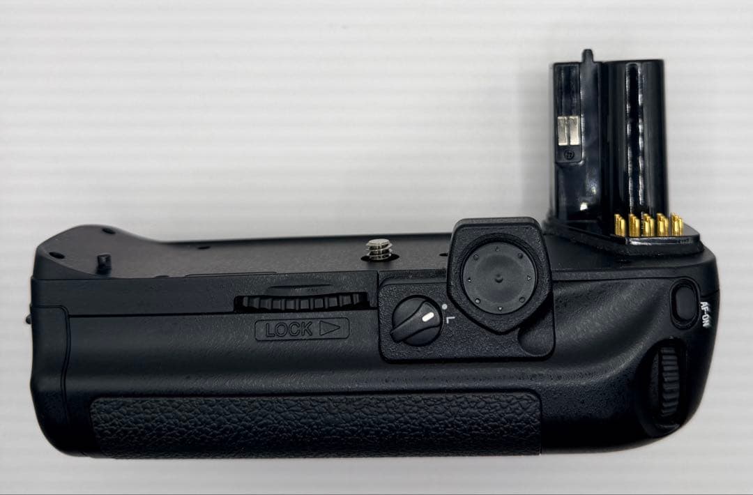 【極美品】NikonF6+マルチパワーバッテリ+レンズ