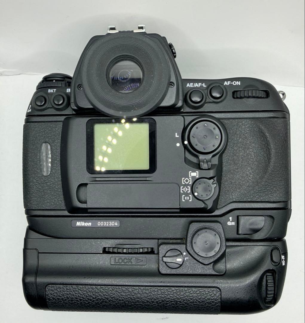 【極美品】NikonF6+マルチパワーバッテリ+レンズ