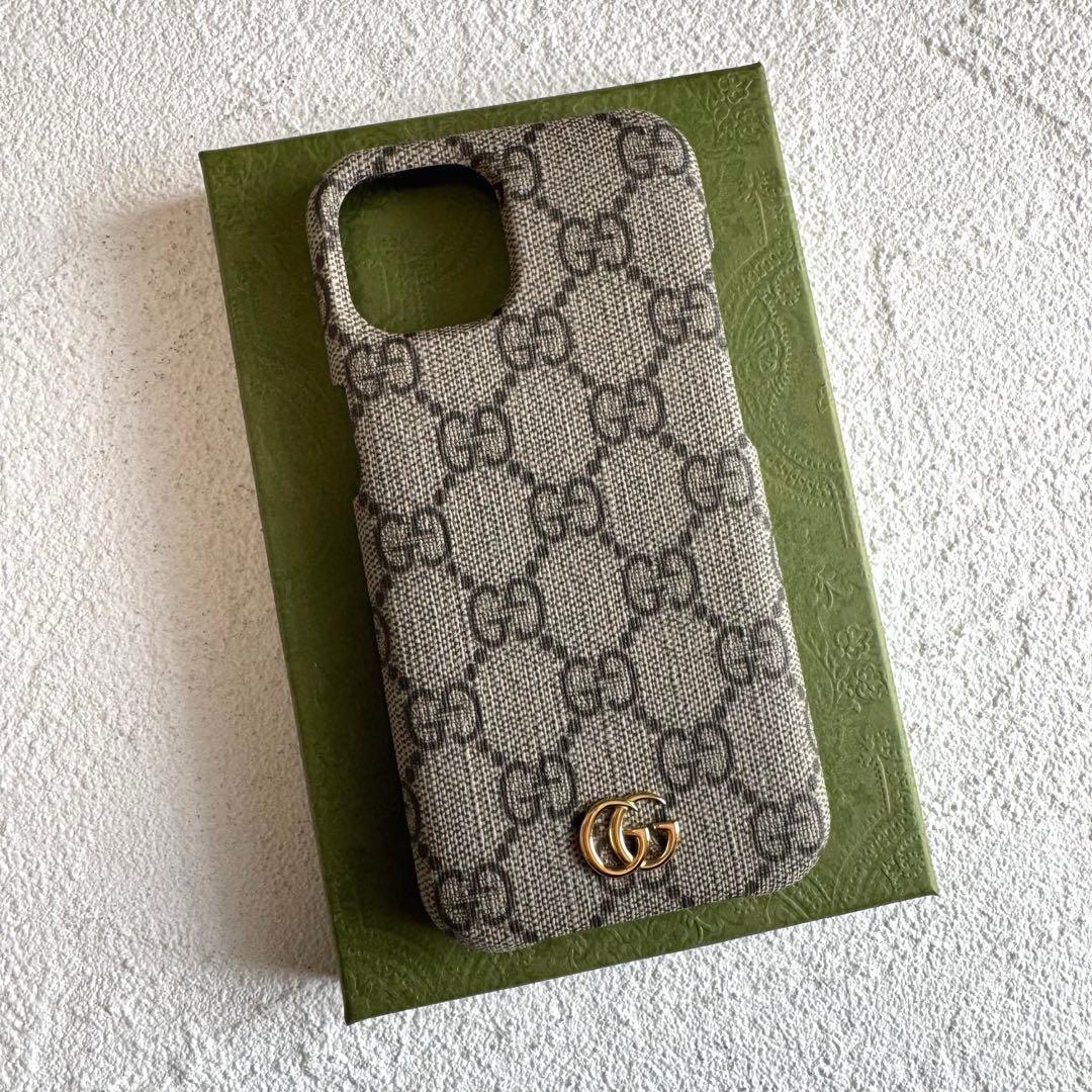 GUCCI グッチ オフィディア iPhone 15 ケース GG金具 ゴールド