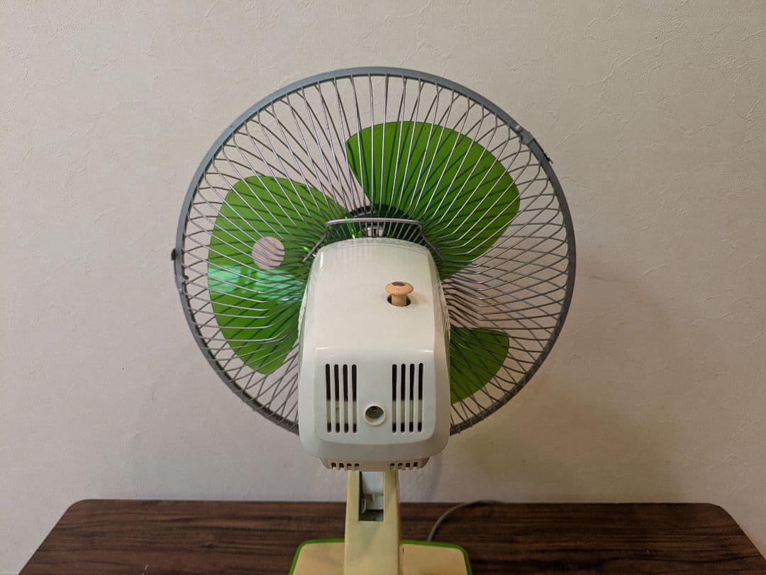 【昭和レトロ】HITACHI レトロ扇風機 緑 グリーン　D-30SM　日立