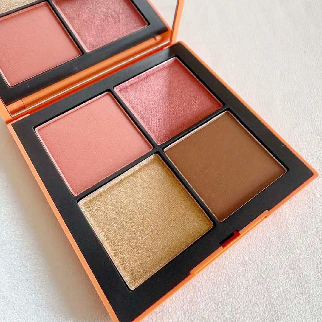 【新品未使用】NARS ホットエスケープ チークパレットIII 限定完売品