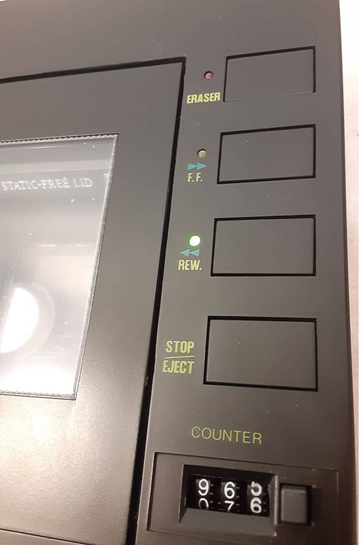 新品未使用　LPL VHS ビデオテープリワインダー イレーサーVR-80V