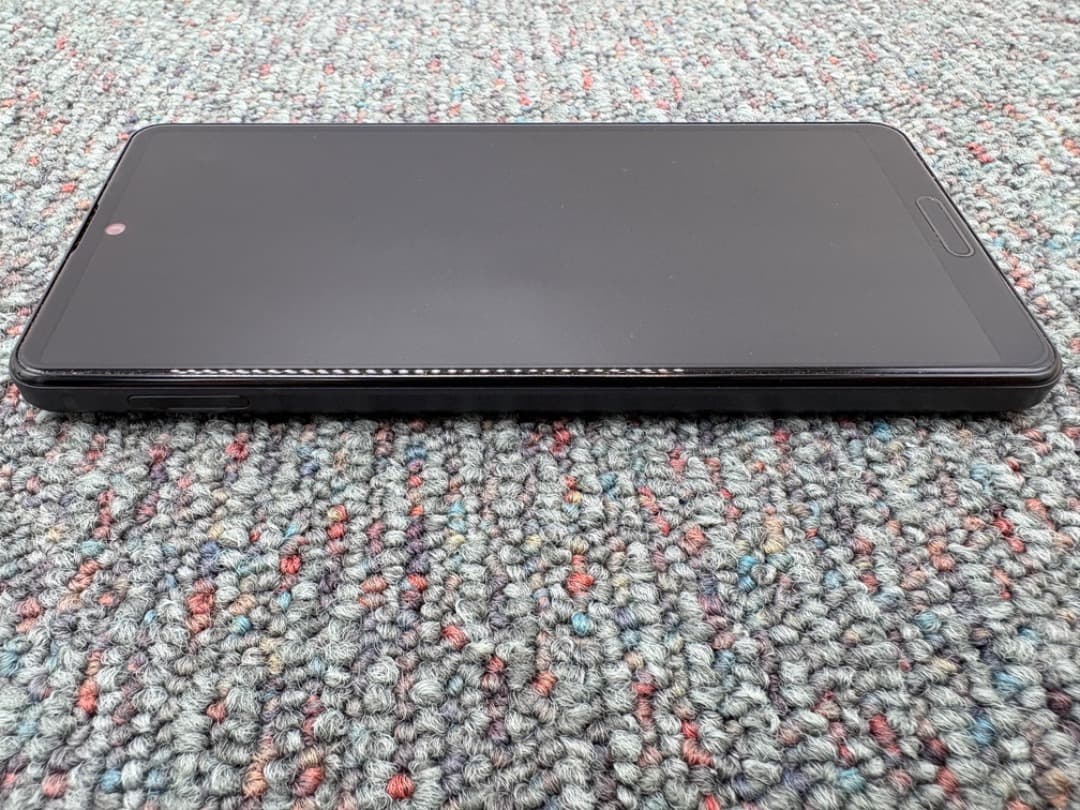 SHARP　AQUOS sense5G　SHG03　スマホ　simフリー　972