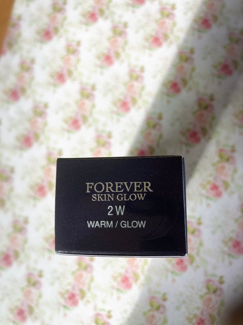 ファンデーション DIOR FOREVER SKIN GLOW 2W 30ml