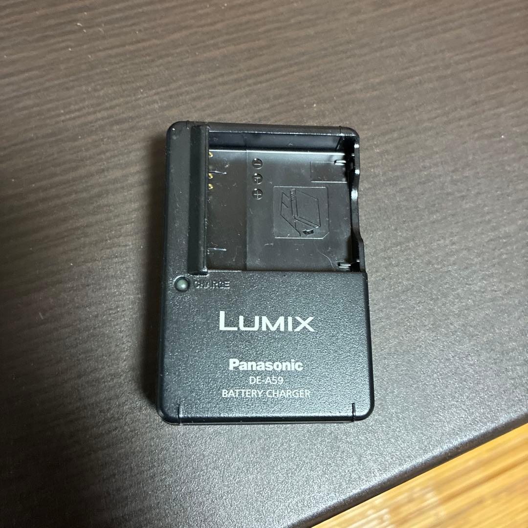 パナソニック デジタルカメラ LUMIX DMC-FS7 SDカード4GB付き