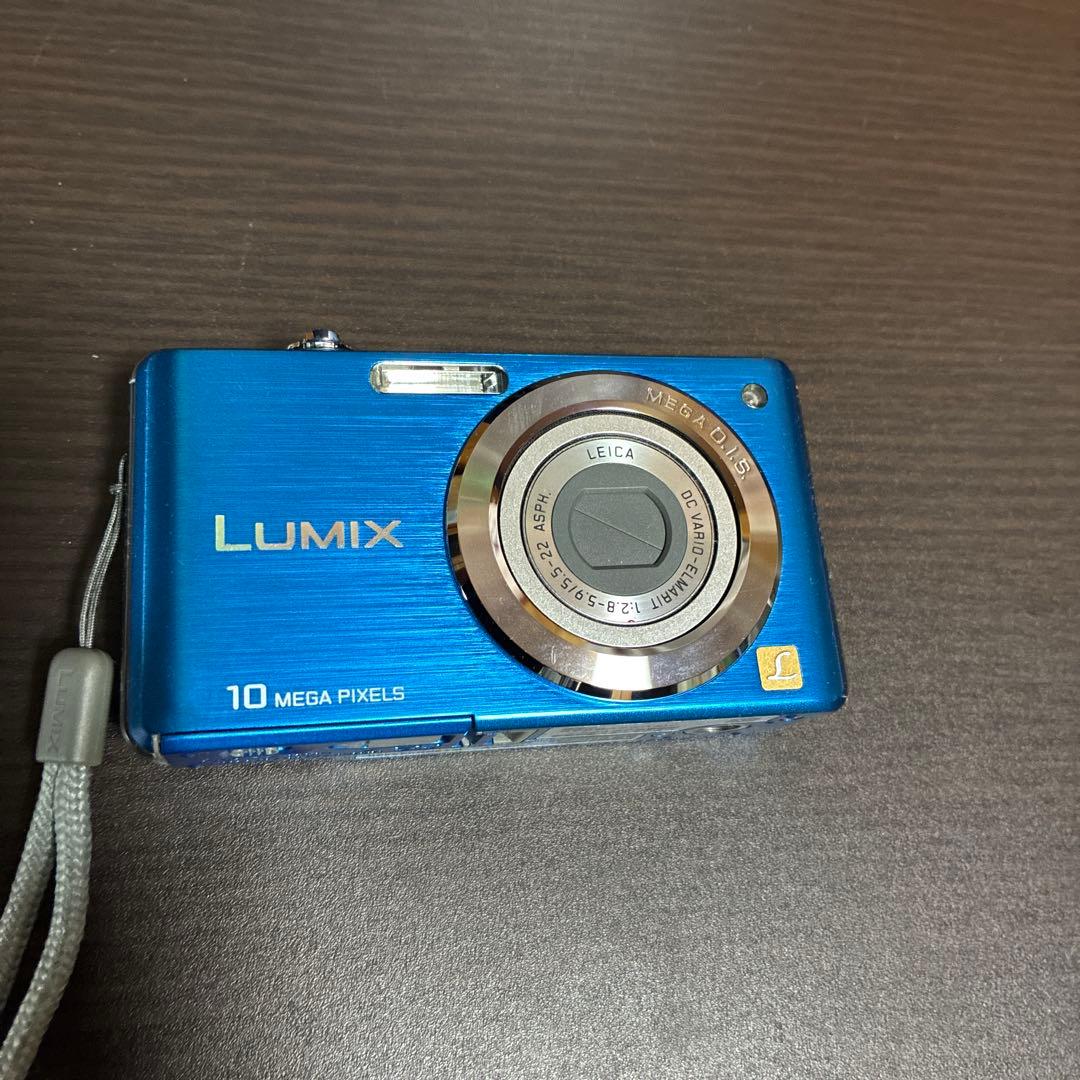 パナソニック デジタルカメラ LUMIX DMC-FS7 SDカード4GB付き