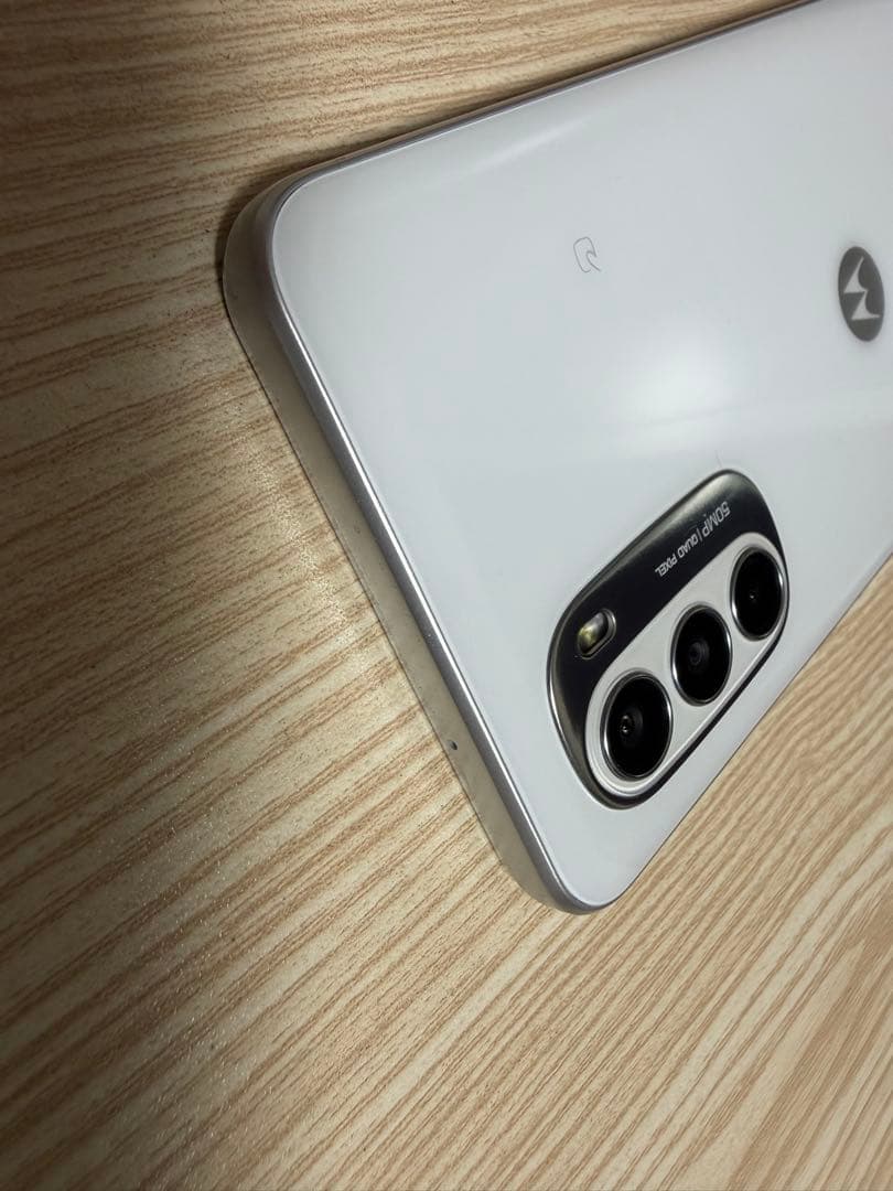 Motorola moto g52j 5G パールホワイト　SIMフリー 美品
