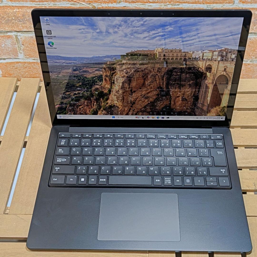 (2681)Surface Laptop 5 i7 512GB 充電回数33回◎