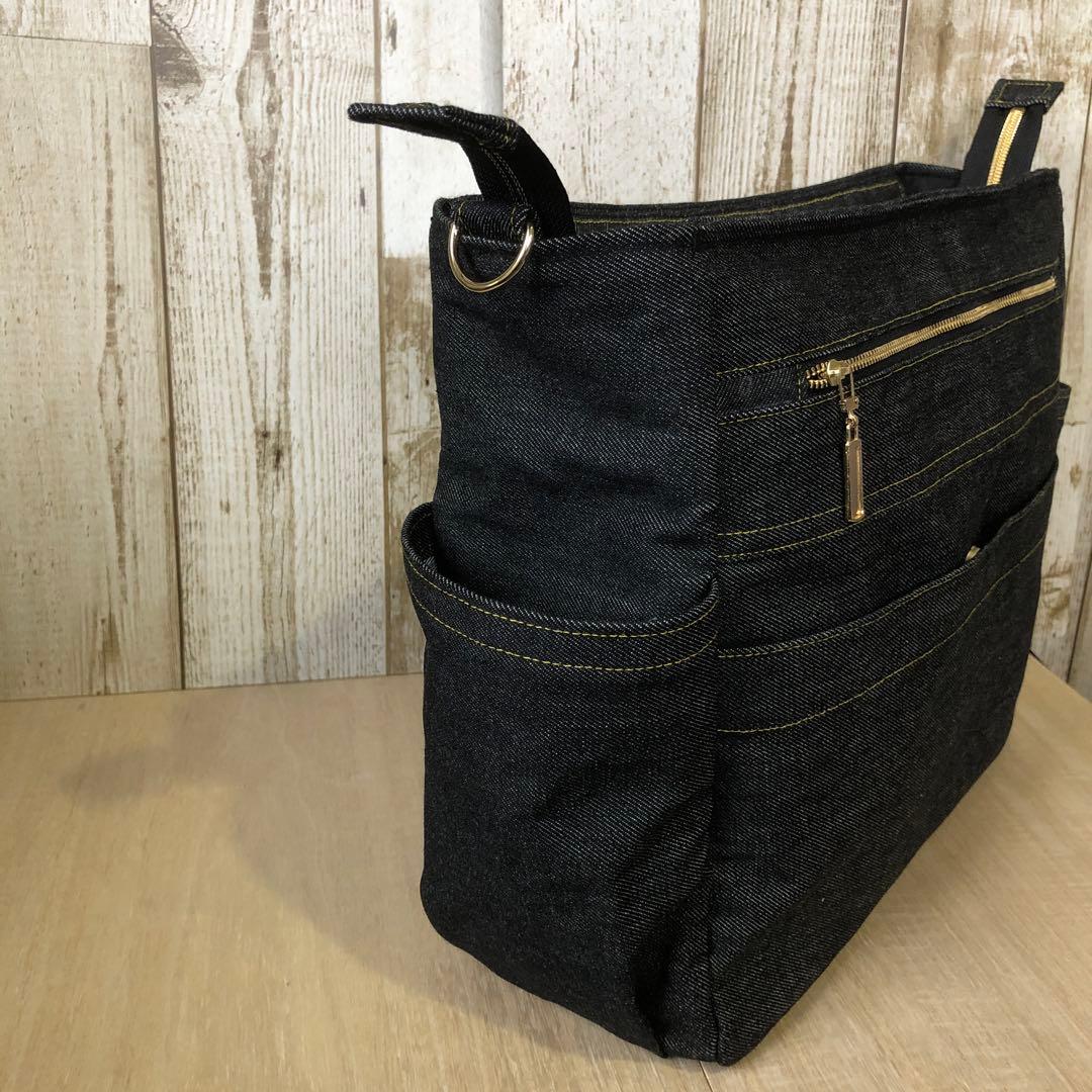ショルダーバッグ　ハンドメイド　デニムリメイク　ブラック　両開き【新品デニム】