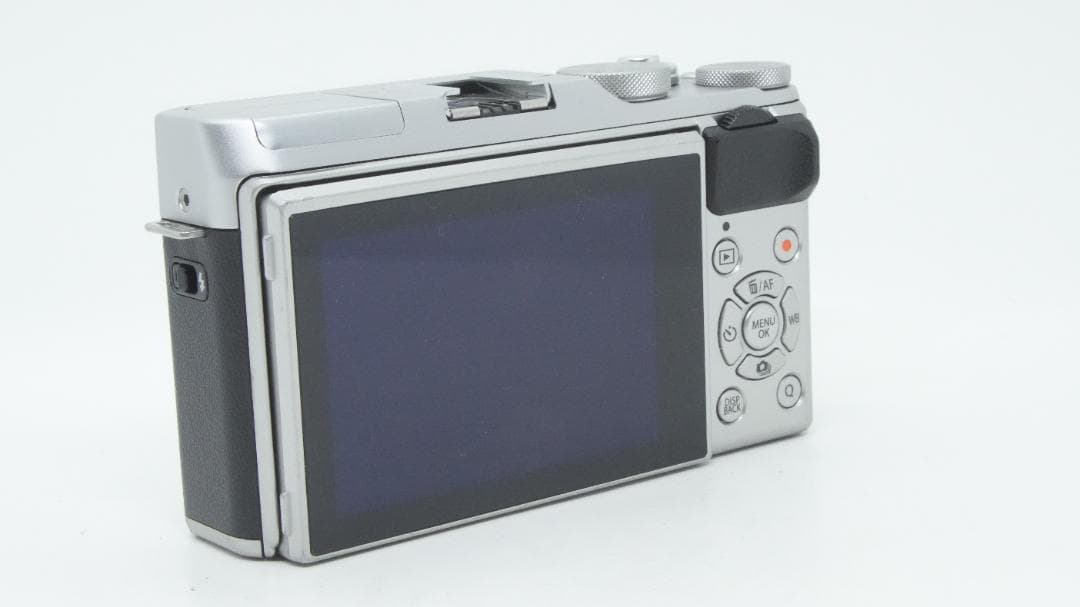【B3052】 FUJIFILM X-A3 シルバー フジフィルム