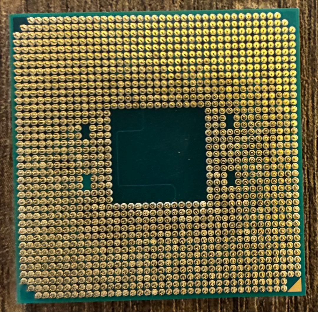 【中古】AMD Ryzen 3 3200G