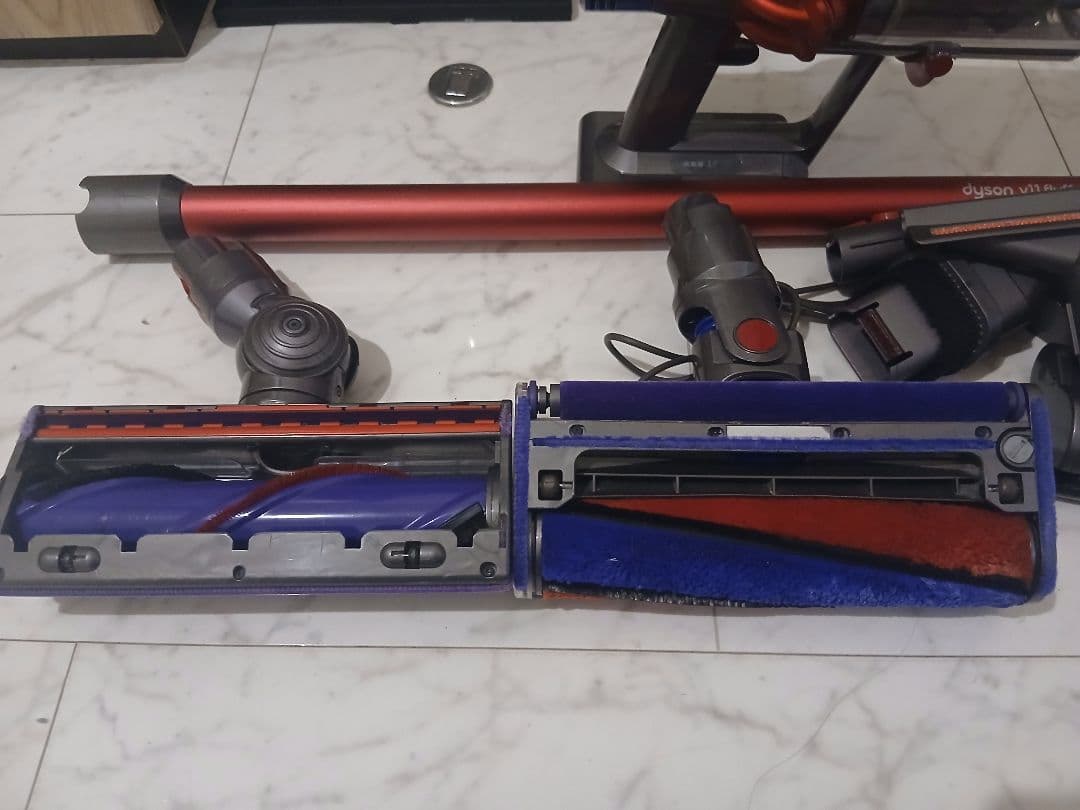 く*ら様 Dyson V10 SV12 レッド パイプ ヘッド2種 動作良好品